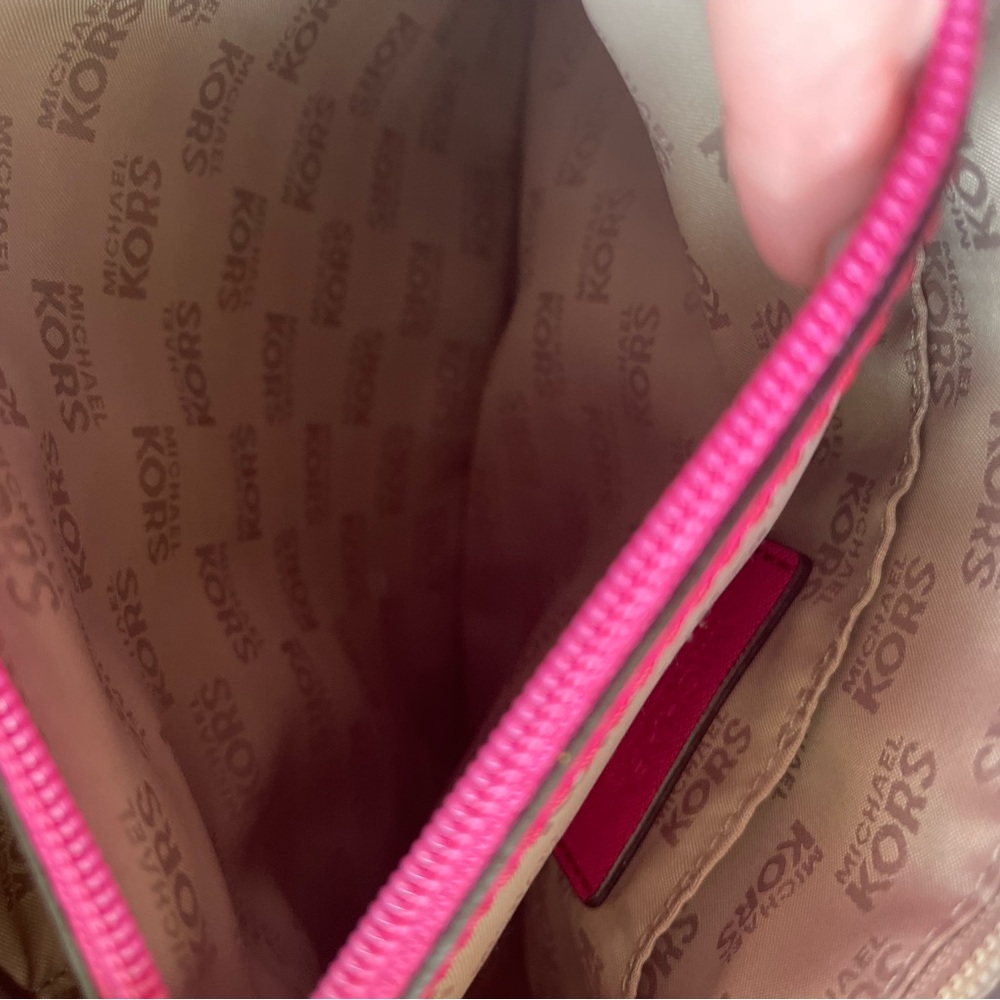 Michael Kors Pink and Cream/White Women's Bag Set - Picture 8 of 10